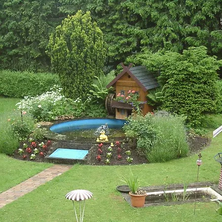 Engelke Am Schloss Gæstehus 3*