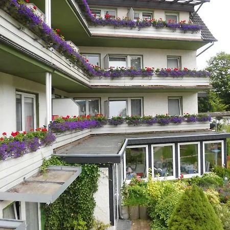 Engelke Am Schloss Konukevi Bad Pyrmont