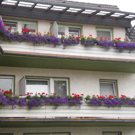 Engelke Am Schloss 3*